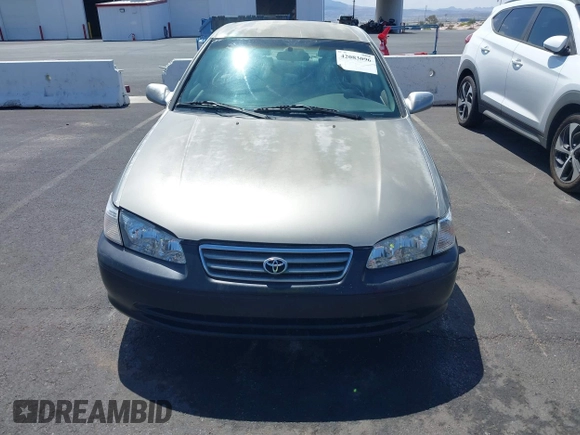 2000 Toyota Camry LE z VIN JT2BF22K4Y0286019, wystawiony jako IAAI lot #42083096 z przebiegiem 191 195 mil mil oraz . Historia ofert i sprzedaży dostępna na DreamBid. Obrazek 6.