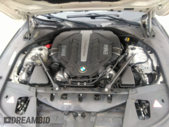 2015 BMW 7 Series 750Li with VIN WBAYE8C50FD781160, listed as a IAAI auction lot 41061232 with 154,496 mi miles. Bid and sale history available at carsss.com. Image 10.