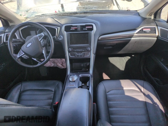 2017 Ford Fusion SE z VIN 3FA6P0H98HR350163, wystawiony jako Copart lot #54196545 z przebiegiem Nie podano mil oraz Szkoda całkowita • Salvage title. Historia ofert i sprzedaży dostępna na DreamBid. Obrazek 8.