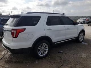 2017 Ford Explorer XLT с VIN 1FM5K7D81HGA98429, выставлен на аукционе Copart как лот 58896995 с пробегом 54 477 миль миль и На запчасти • Non repairable. История ставок и продаж доступна на DreamBid. Изображение 3.