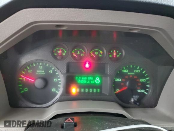 2010 Ford F-250 XL z VIN 1FTSW2BY2AEA50649, wystawiony jako Copart lot #60865215 z przebiegiem 178 506 mil mil oraz Szkoda całkowita • Salvage title. Historia ofert i sprzedaży dostępna na DreamBid. Obrazek 9.