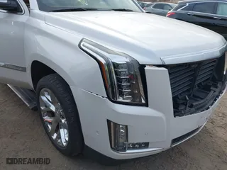2017 Cadillac Escalade Platinum with VIN 1GYS4DKJ7HR277904, listed as a IAAI auction lot 41757014 with 109,177 mi miles. Bid and sale history available at carsss.com. Image 19.
