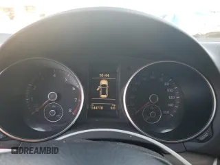 2013 Volkswagen Golf w/Conv & Sunroof с VIN WVWDB7AJ0DW121691, выставлен на аукционе Copart как лот 41679595 с пробегом 144 778 миль миль и Списание • Salvage title. История ставок и продаж доступна на DreamBid. Изображение 9.