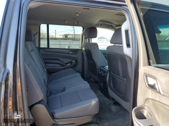 2015 Chevrolet Suburban LS with VIN 1GNSCHKC3FR159676, listed as a Copart auction lot 84606074 with 264,234 mi miles and Clean Title. Bid and sale history available at carsss.com. Image 11.