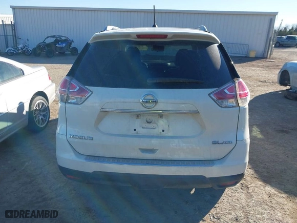 2015 Nissan Rogue SL with VIN 5N1AT2MV5FC853557, listed as a IAAI auction lot 41414010 with 175,087 mi miles. Bid and sale history available at carsss.com. Image 16.