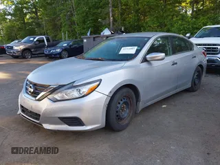 2016 Nissan Altima SL with VIN 1N4AL3AP6GC270230, listed as a IAAI auction lot 42211085 with 118,703 mi miles and . Bid and sale history available at carsss.com. Image 2.