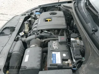 2017 Hyundai Elantra SE with VIN 5NPD84LF7HH068716, listed as a IAAI auction lot 43197770 with 119,385 mi miles and . Bid and sale history available at DreamBid. Image 20.