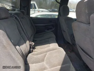 2004 Chevrolet Silverado 2500HD LT3 with VIN 1GCHK23G74F114579, listed as a IAAI auction lot 41794758 with 184,369 mi miles. Bid and sale history available at carsss.com. Image 8.