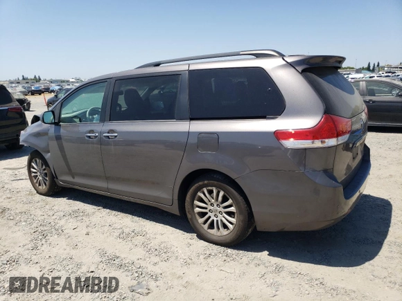 2012 Toyota Sienna XLE AAS z VIN 5TDYK3DC5CS209528, wystawiony jako Copart lot #60453395 z przebiegiem 166 320 mil mil oraz Szkoda całkowita • Salvage title. Historia ofert i sprzedaży dostępna na DreamBid. Obrazek 2.