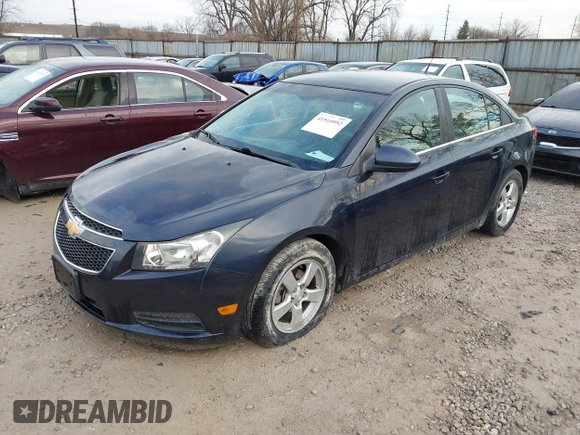 2014 Chevrolet Cruze 1LT with VIN 1G1PC5SB7E7460779, listed as a IAAI auction lot 41910952 with 76,539 mi miles and . Bid and sale history available at DreamBid. Image 17.