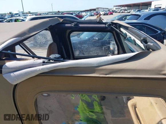 1998 Jeep Wrangler Sport z VIN 1J4FY19S3WP776209, wystawiony jako IAAI lot #42493513 z przebiegiem 113 130 mil mil oraz . Historia ofert i sprzedaży dostępna na DreamBid. Obrazek 15.