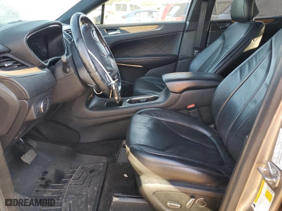 2016 Lincoln MKC Select with VIN 5LMCJ2D96GUJ00064, listed as a Copart auction lot 68559434 with 124,090 mi miles and Salvage Title. Bid and sale history available at carsss.com. Image 7.