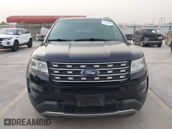 2016 Ford Explorer XLT with VIN 1FM5K7D82GGA84926, listed as a IAAI auction lot 41824920 with 121,702 mi miles and . Bid and sale history available at DreamBid. Image 13.