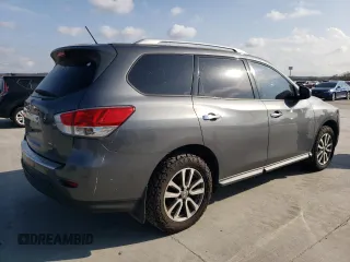 2015 Nissan Pathfinder SV with VIN 5N1AR2MMXFC657328, listed as a Copart auction lot 85282204 with 194,056 mi miles and Clean title. Bid and sale history available at DreamBid. Image 3.