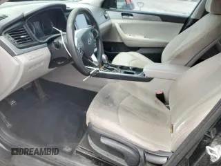 2018 Hyundai Sonata SE z VIN 5NPE24AF9JH620845, wystawiony jako Copart lot #55620115 z przebiegiem 185 229 mil mil oraz Szkoda całkowita • Salvage title. Historia ofert i sprzedaży dostępna na DreamBid. Obrazek 7.