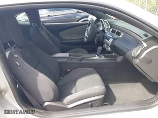 2012 Chevrolet Camaro 2LS with VIN 2G1FA1E32C9157807, listed as a IAAI auction lot 41667947 with 94,890 mi miles. Bid and sale history available at carsss.com. Image 5.