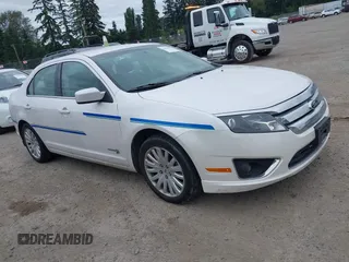 2011 Ford Fusion Hybrid с VIN 3FADP0L34BR202769, выставлен на аукционе IAAI как лот 42504494 с пробегом 33 902 миль миль и . История ставок и продаж доступна на DreamBid. Изображение 1.