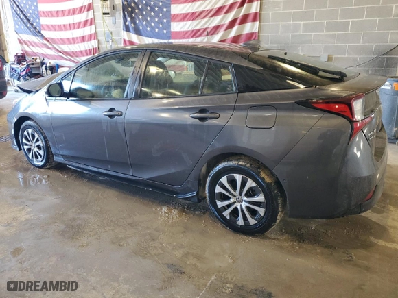2022 Toyota Prius LE with VIN JTDL9MFU9N3038403, listed as a Copart auction lot 46848525 with 13,776 mi miles and Salvage Title. Bid and sale history available at carsss.com. Image 2.
