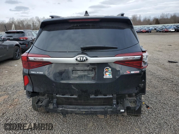 2021 Kia Seltos S z VIN KNDEUCA22M7057082, wystawiony jako Copart lot #46253545 z przebiegiem 67 733 mil mil oraz Szkoda całkowita • Salvage title. Historia ofert i sprzedaży dostępna na DreamBid. Obrazek 6.