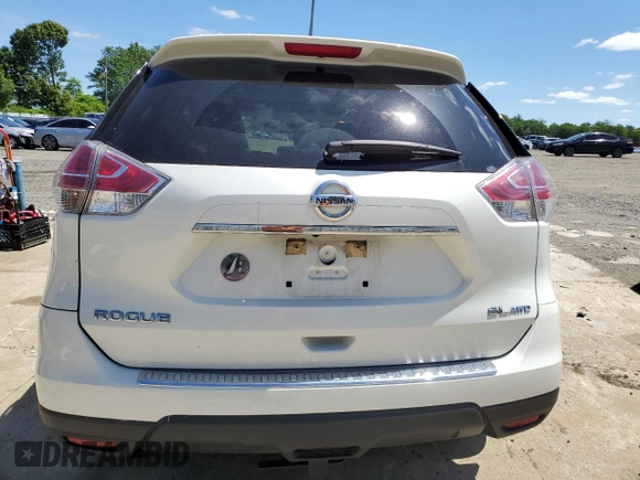 2015 Nissan Rogue SL z VIN 5N1AT2MVXFC790701, wystawiony jako Copart lot #57728525 z przebiegiem 97 522 mil mil oraz Szkoda całkowita • Salvage title. Historia ofert i sprzedaży dostępna na DreamBid. Obrazek 6.