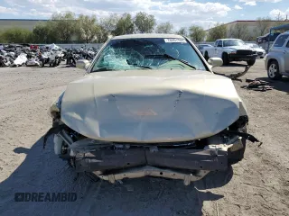 2001 Mitsubishi Galant ES z VIN 4A3AA46G41E110547, wystawiony jako Copart lot #70251704 z przebiegiem 147 187 mil mil oraz Szkoda całkowita • Salvage title. Historia ofert i sprzedaży dostępna na DreamBid. Obrazek 5.