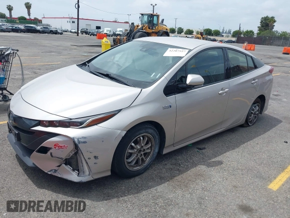 2017 Toyota Prius Plus with VIN JTDKARFP2H3062718, listed as a IAAI auction lot 42207527 with 91,707 mi miles and . Bid and sale history available at DreamBid. Image 18.
