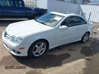 2008 Mercedes-Benz CLK 350 with VIN WDBTJ56H68F245431, listed as a IAAI auction lot 42085771 with 38,540 mi miles and . Bid and sale history available at DreamBid. Image 19.