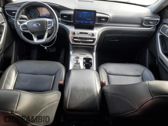 2022 Ford Explorer XLT with VIN 1FMSK8DH2NGB06154, listed as a Copart auction lot 45265545 with 93,803 mi miles and Salvage Title. Bid and sale history available at DreamBid. Image 8.