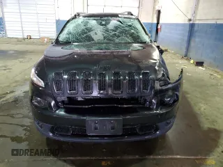 2015 Jeep Cherokee Latitude with VIN 1C4PJMCB5FW727463, listed as a Copart auction lot 89093975 with 116,238 mi miles and Clean Title. Bid and sale history available at DreamBid. Image 5.