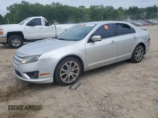 2012 Ford Fusion SE z VIN 3FAHP0HA6CR267682, wystawiony jako Copart lot #54476275 z przebiegiem 250 956 mil mil oraz Szkoda całkowita • Salvage title. Historia ofert i sprzedaży dostępna na DreamBid. Obrazek 1.