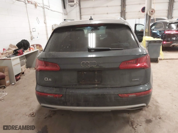 2020 Audi Q5 Premium Plus with VIN WA1BNAFY0L2013198, listed as a IAAI auction lot 41088696 with 71,334 mi miles. Bid and sale history available at carsss.com. Image 16.