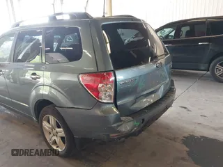 2010 Subaru Forester X Premium с VIN JF2SH6CC9AH771622, выставлен на аукционе IAAI как лот 42194069 с пробегом 70 731 миль миль и . История ставок и продаж доступна на DreamBid. Изображение 6.