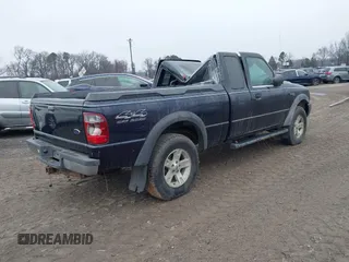 2002 Ford Ranger XL Fleet with VIN 1FTZR45E62TA06041, listed as a IAAI auction lot 40758234 with 196,294 mi miles. Bid and sale history available at carsss.com. Image 4.