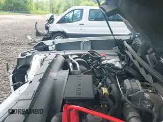 2022 Chevrolet Silverado 2500HD z VIN 1GC2YPEY1NF312891, wystawiony jako IAAI lot #42211255 z przebiegiem 38 100 mil mil oraz . Historia ofert i sprzedaży dostępna na DreamBid. Obrazek 21.