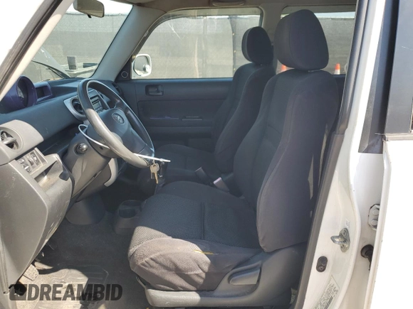 2005 Scion xB with VIN JTLKT334150170816, listed as a Copart auction lot 52103815 with 205,689 mi miles and Salvage Title. Bid and sale history available at carsss.com. Image 7.