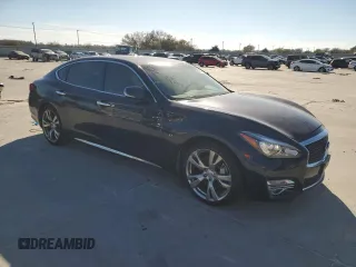 2018 Infiniti Q70 Luxe with VIN JN1BY1PP1JM330463, listed as a Copart auction lot 82692854 with 66,300 mi miles and Salvage title. Bid and sale history available at DreamBid. Image 4.