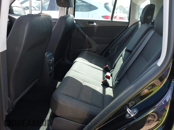 2012 Volkswagen Tiguan LE with VIN WVGAV7AX1CW557250, listed as a IAAI auction lot 42300694 with 122,310 mi miles and . Bid and sale history available at DreamBid. Image 8.