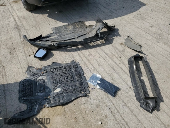 2025 Ford Explorer ST-Line z VIN 1FMUK8KH5SGB54450, wystawiony jako Copart lot #55024745 z przebiegiem 373 mil mil oraz Szkoda całkowita • Salvage title. Historia ofert i sprzedaży dostępna na DreamBid. Obrazek 13.