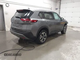 2022 Nissan Rogue SV with VIN 5N1BT3BB0NC671170, listed as a IAAI auction lot 41736425 with 52,757 mi miles. Bid and sale history available at carsss.com. Image 4.