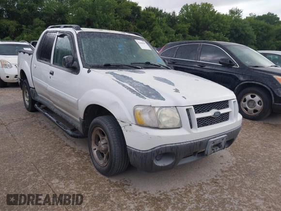 2004 Ford Explorer Sport Trac XLS z VIN 1FMZU67K04UA15789, wystawiony jako IAAI lot #42668387 z przebiegiem 358 240 mil mil oraz . Historia ofert i sprzedaży dostępna na DreamBid. Obrazek 1.