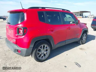 2021 Jeep Renegade Latitude with VIN ZACNJCBB1MPM23962, listed as a IAAI auction lot 41600501 with 67,634 mi miles. Bid and sale history available at carsss.com. Image 4.