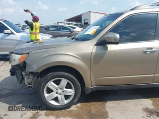 2009 Subaru Forester X Limited z VIN JF2SH64699H745428, wystawiony jako IAAI lot #42407890 z przebiegiem 131 716 mil mil oraz . Historia ofert i sprzedaży dostępna na DreamBid. Obrazek 18.