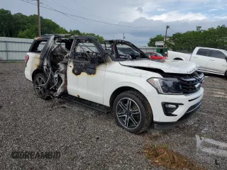 2021 Ford Expedition Limited with VIN 1FMJU2AT5MEA28376, listed as a Copart auction lot 61073465 with Not provided miles and Salvage title. Bid and sale history available at DreamBid. Image 4.