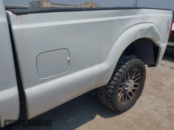 2012 Ford F-350 Platinum z VIN 1FT7W3B62CEC61802, wystawiony jako IAAI lot #42239689 z przebiegiem 118 574 mil mil oraz . Historia ofert i sprzedaży dostępna na DreamBid. Obrazek 6.