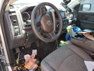 2016 Ram 1500 Tradesman z VIN 1C6RR6FG9GS414792, wystawiony jako Copart lot #60940535 z przebiegiem Nie podano mil oraz Szkoda całkowita • Salvage title. Historia ofert i sprzedaży dostępna na DreamBid. Obrazek 8.