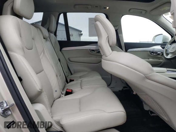 2016 Volvo XC90 Momentum with VIN YV4102XK5G1056816, listed as a Copart auction lot 81253474 with 188,095 mi miles and Clean Title. Bid and sale history available at carsss.com. Image 11.