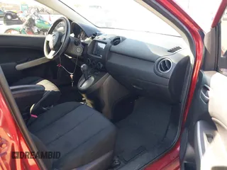 2014 Mazda 2 Sport with VIN JM1DE1KZ5E0172309, listed as a IAAI auction lot 41811709 with 111,622 mi miles. Bid and sale history available at carsss.com. Image 5.