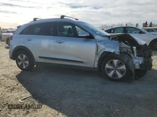 2019 Kia Niro EX with VIN KNDCC3LC2K5297922, listed as a Copart auction lot 87704305 with 103,435 mi miles and Salvage Title. Bid and sale history available at carsss.com. Image 4.
