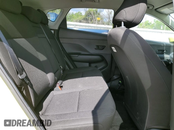 2024 Hyundai Kona SEL with VIN KM8HB3AB4RU140052, listed as a Copart auction lot 67020664 with 6,448 mi miles and Salvage Title. Bid and sale history available at DreamBid. Image 10.