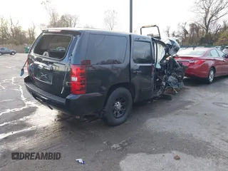 2011 Chevrolet Tahoe Commercial с VIN 1GNLC2E08BR237480, выставлен на аукционе IAAI как лот 40892503 с пробегом 131 015 миль миль и . История ставок и продаж доступна на DreamBid. Изображение 4.